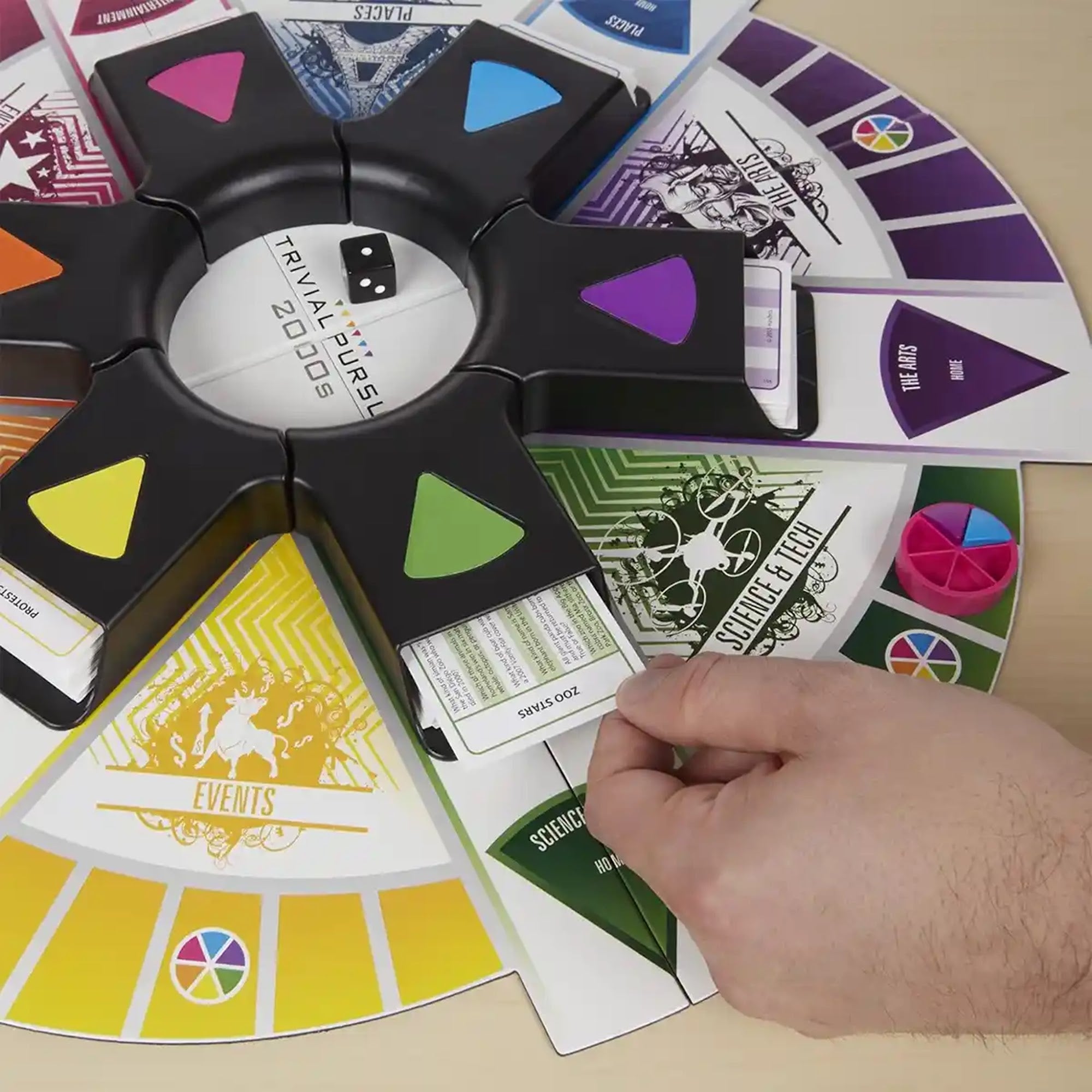 TRIVIAL PURSUIT 2000S - Kiddy Zone