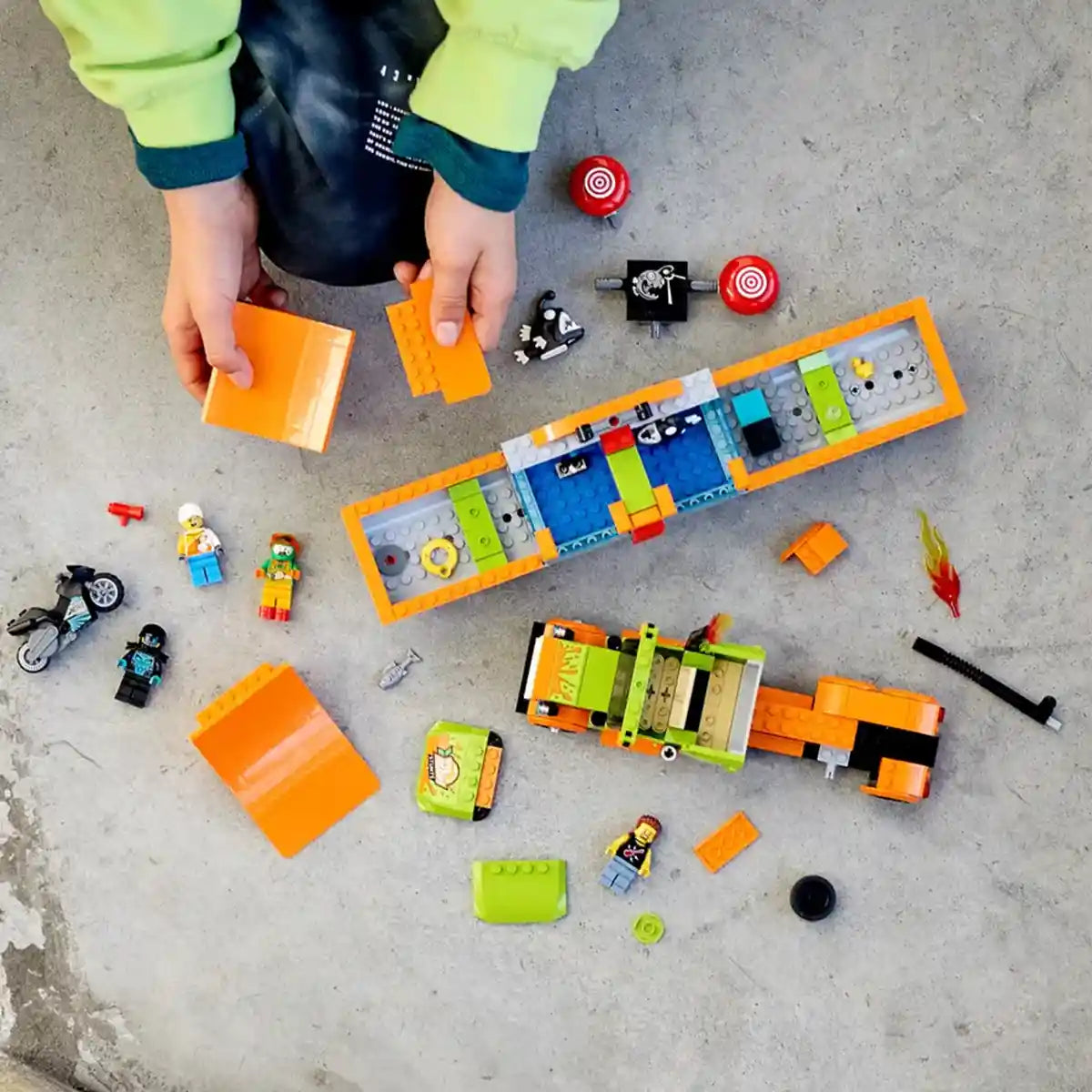 Lego 60294 Stunt Show Truck