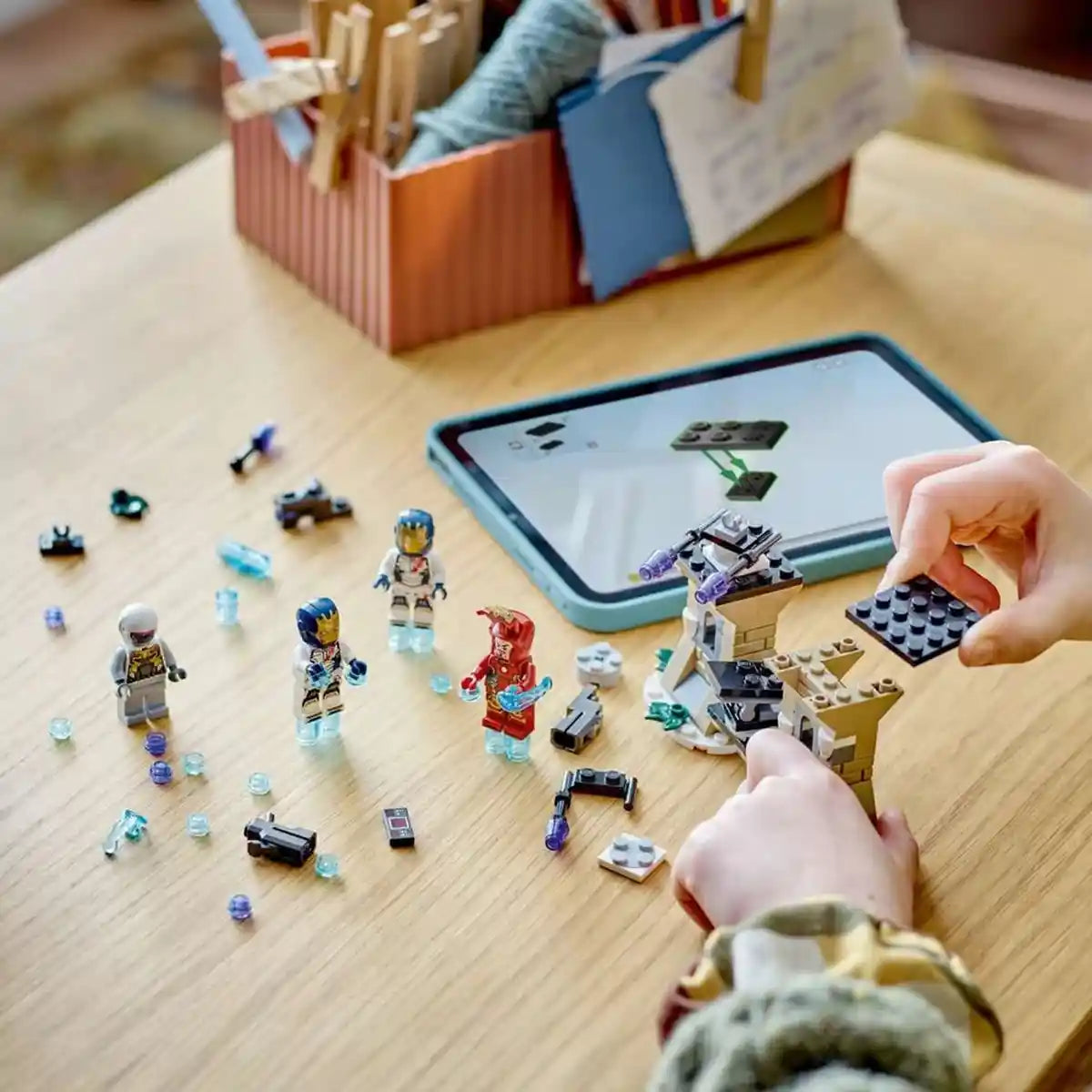 LEGO Marvel 76288 Iron Man & Iron Legion vs. Hydra Soldier