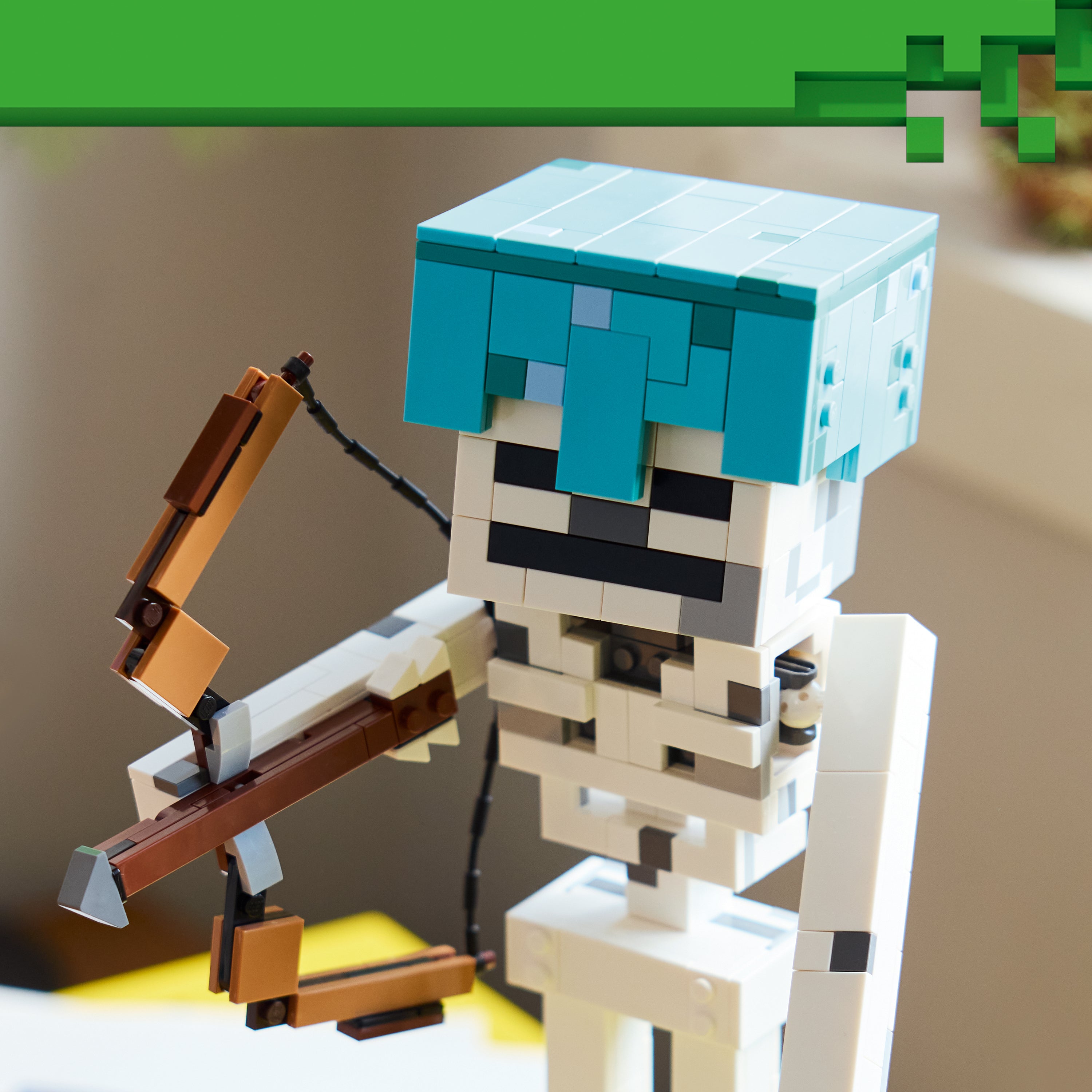 LEGO Minecraft 21594 The Skeleton V29 10+