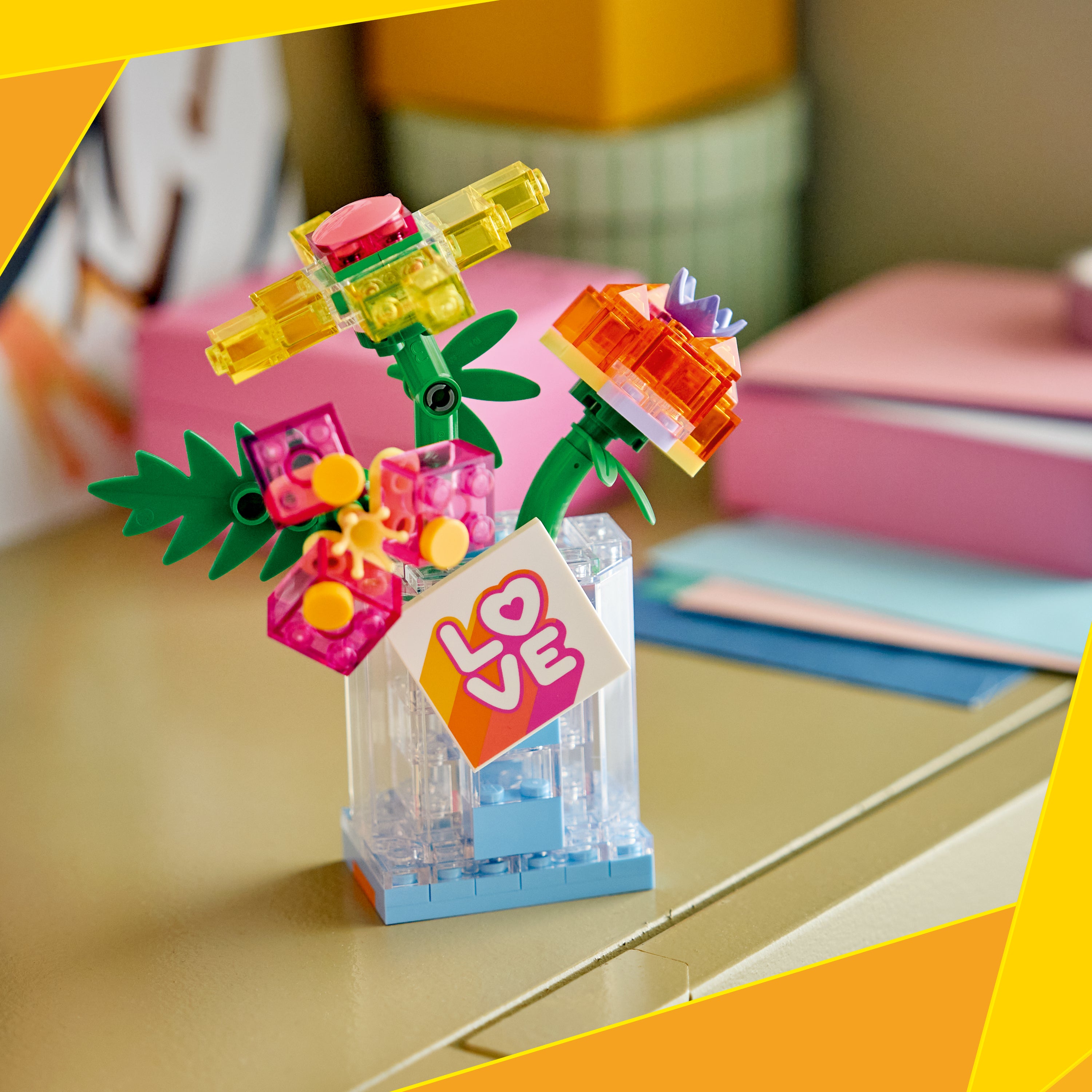 LEGO Creator 31383 Floral Decor Perfume Bottle V29 8+