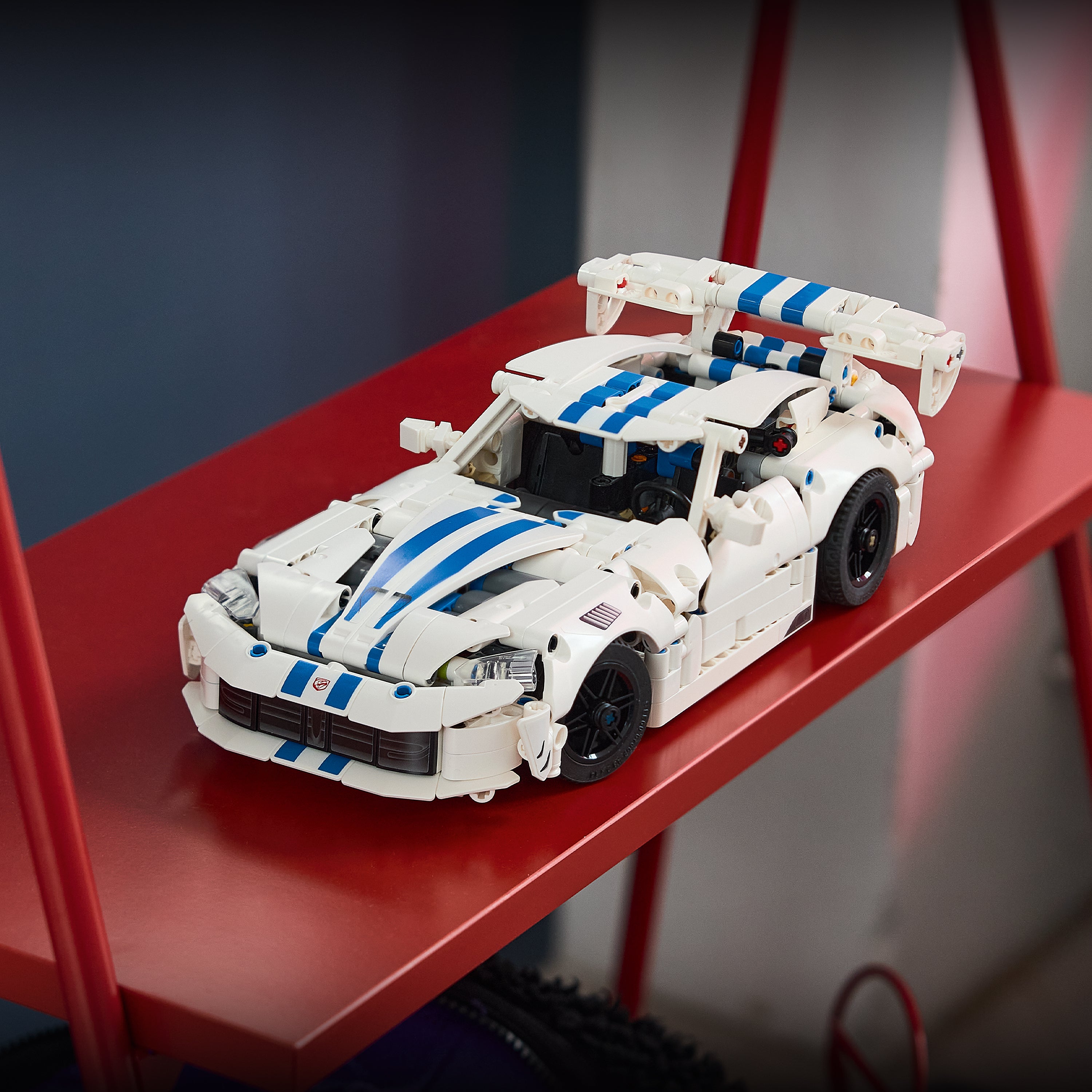 LEGO Technic 42234 Dodge Viper GTS-R Sports Car (10+)