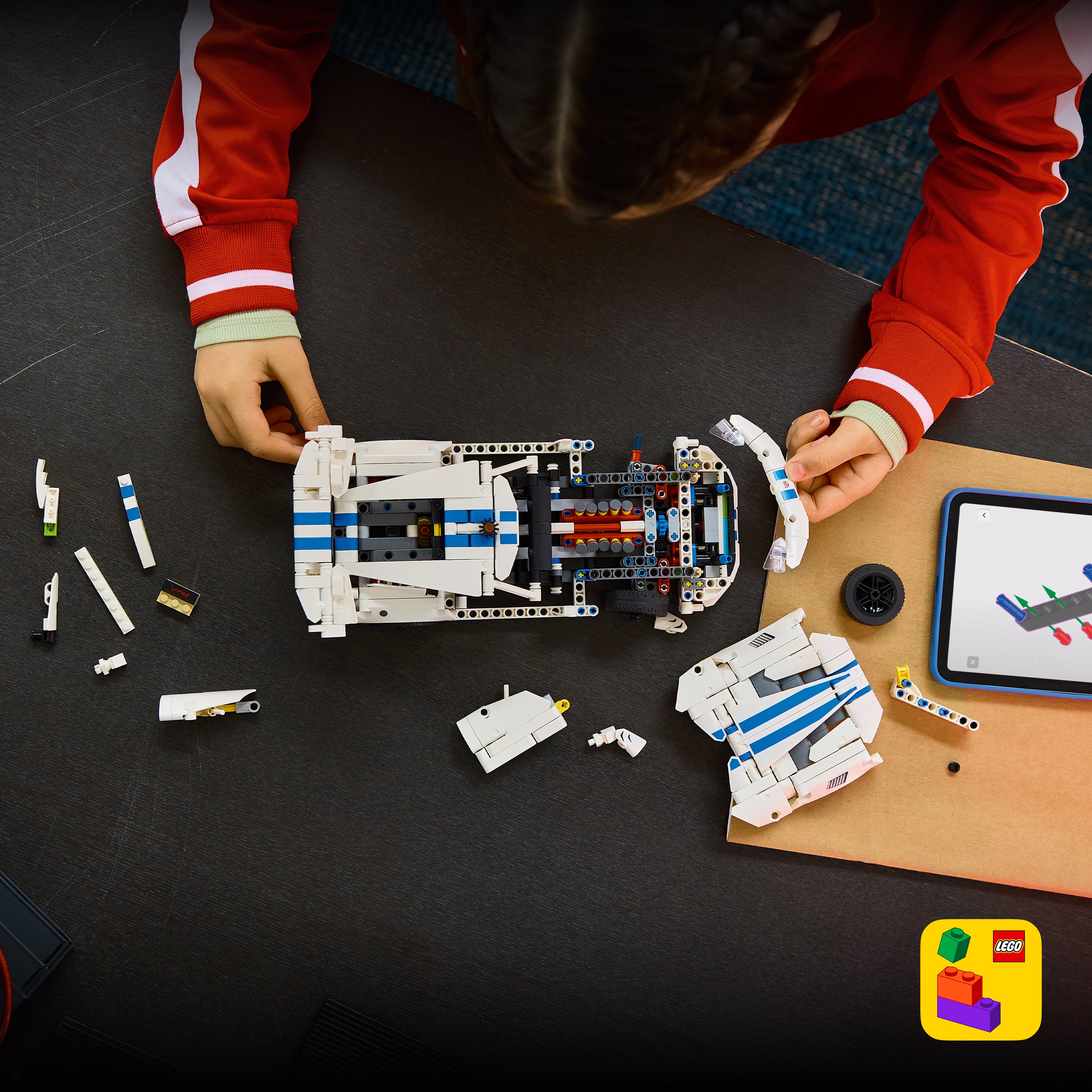 LEGO Technic 42234 Dodge Viper GTS-R Sports Car (10+)