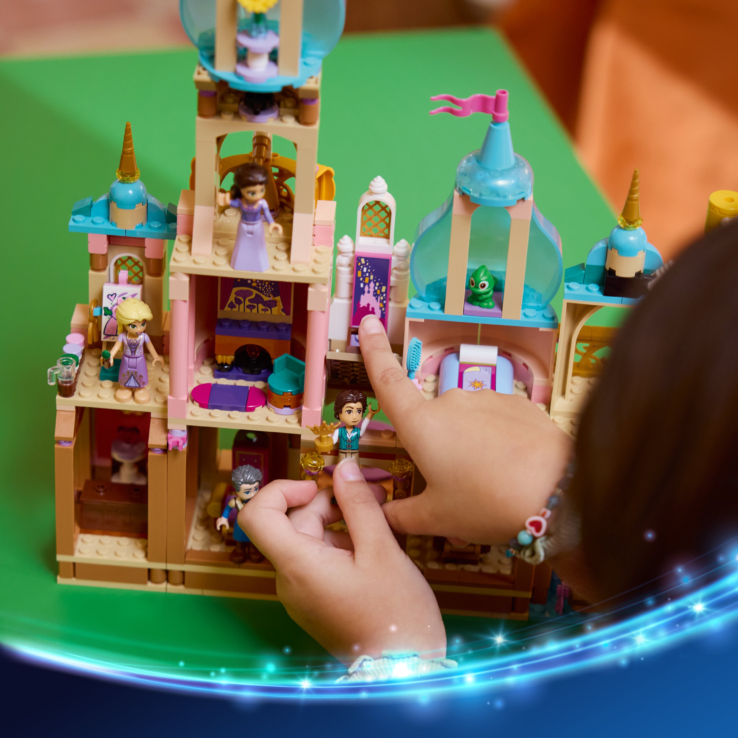LEGO Disney Princess 43297 Rapunzel's Castle V29 6+