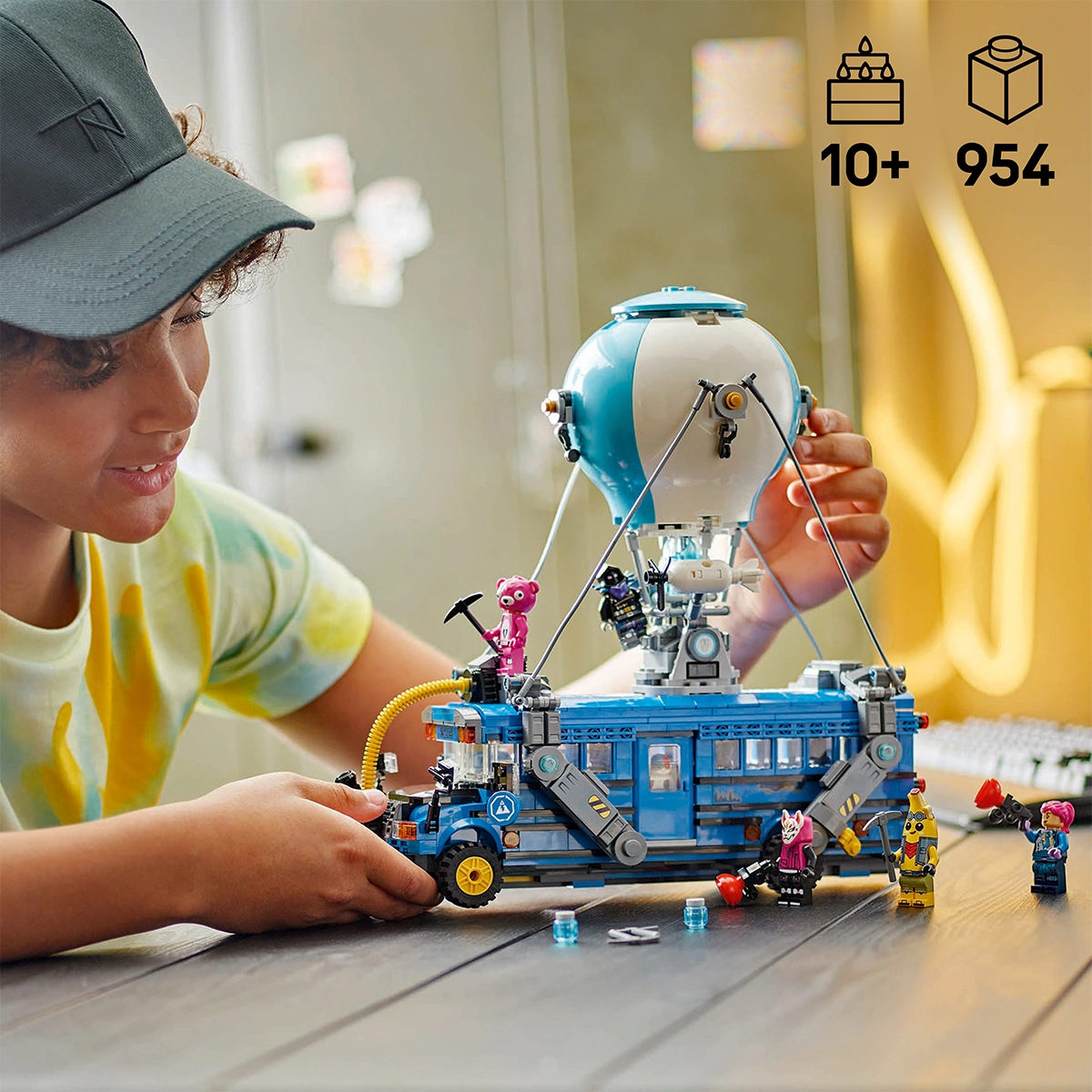 LEGO Fortnite 77073 Battle Bus 10+