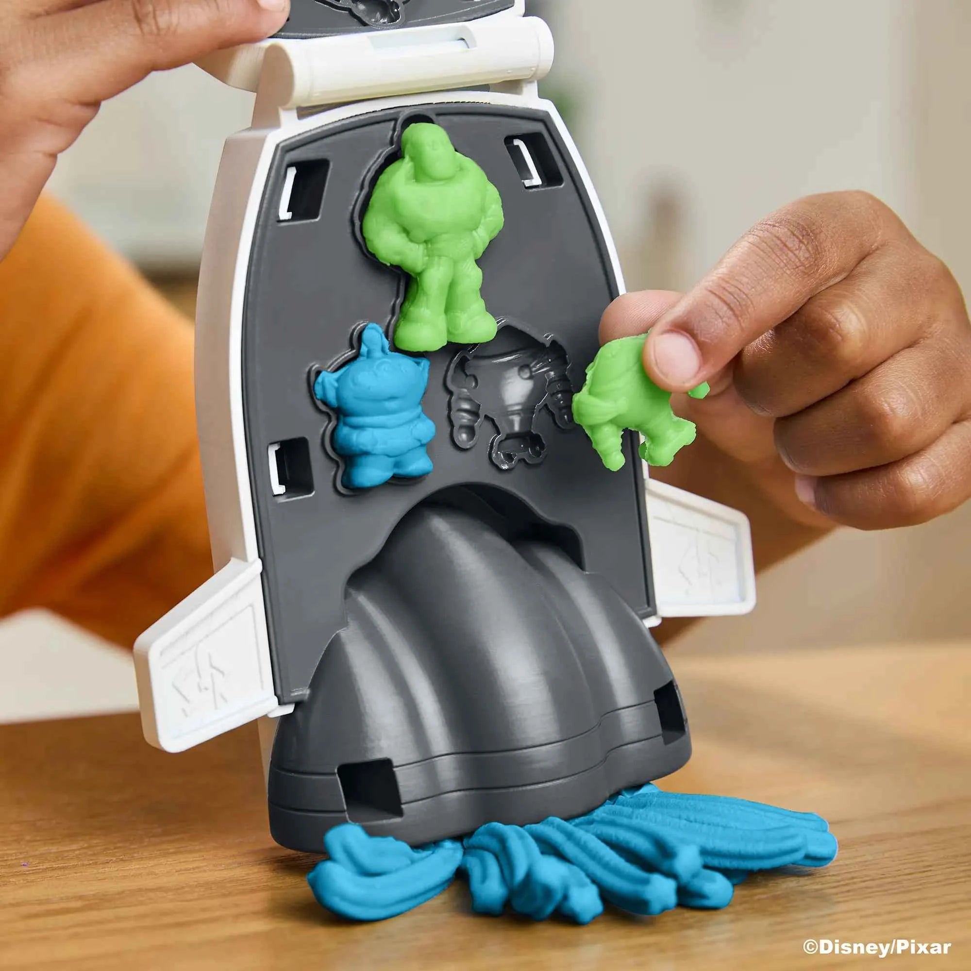 Play-Doh Toy Story Space Creations