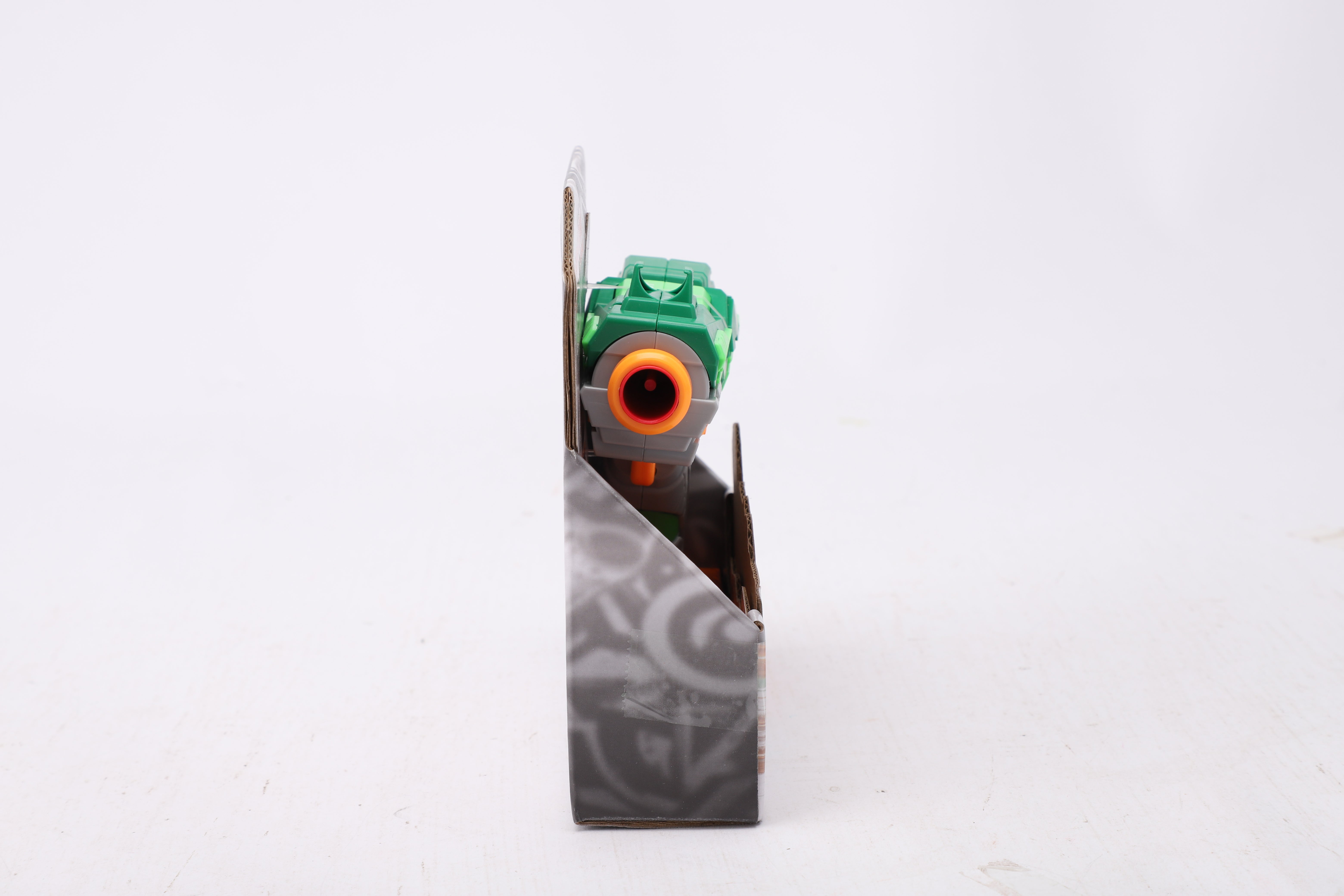 Hip Shot Iron Singer (w/ x6 Darts)