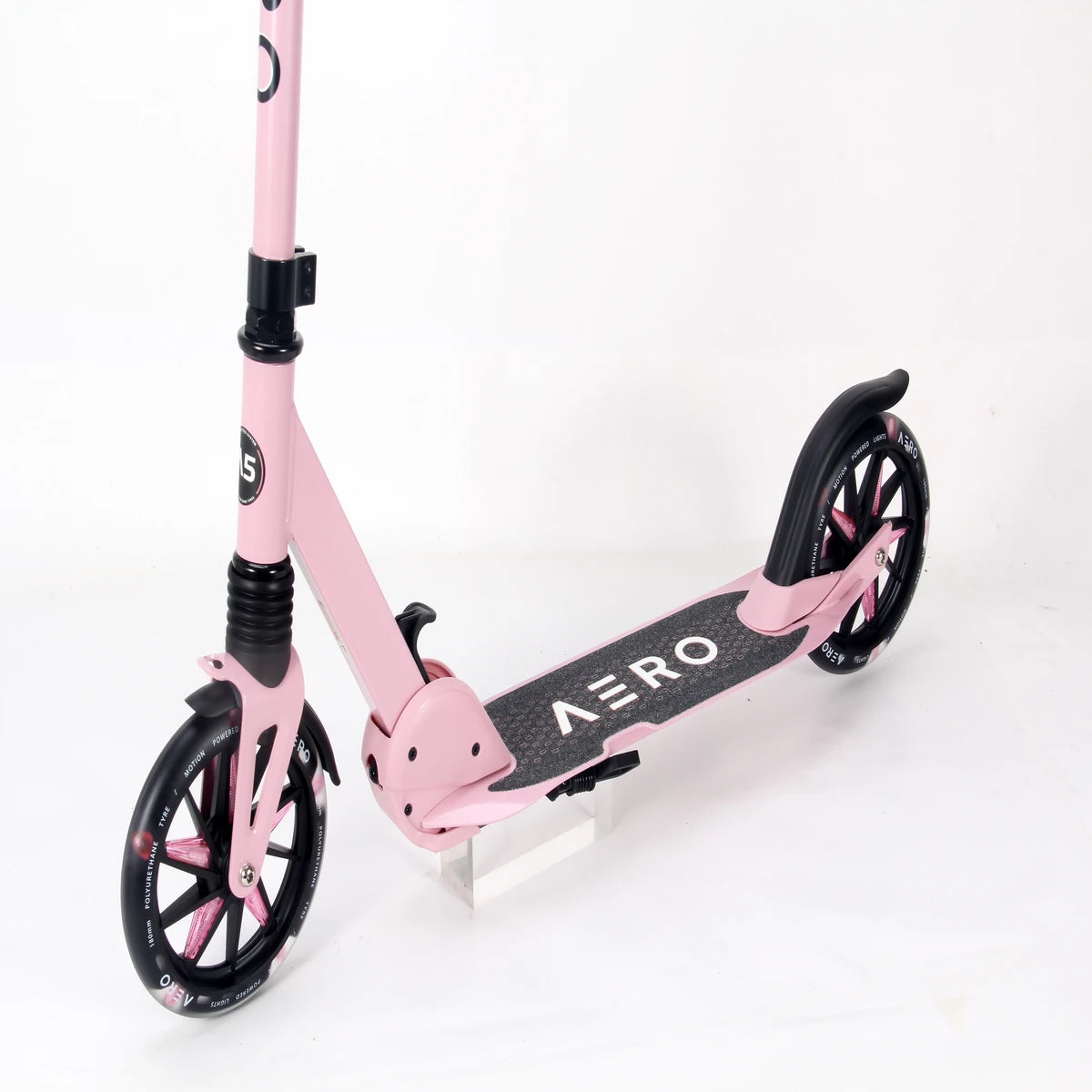Aero Scooter with big light up wheels A5-Pink